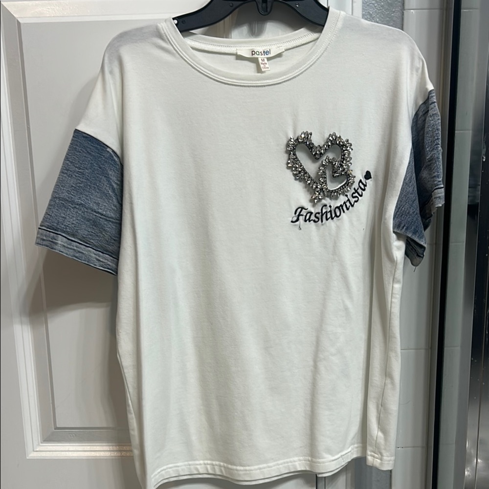 Pastels White and Gray Short Sleeve Tee Casual Crew Neck